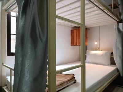 City Backpackers & Travel ルアンパバーン エクステリア 写真